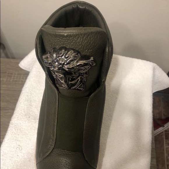 Authentic Versace shoes - Picture 3 of 11